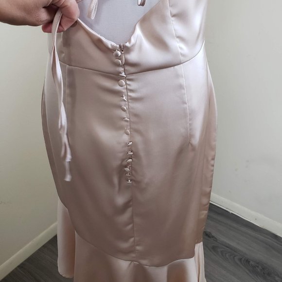 Lavish Alice Asymmetric Backless Bodycon Midi Dress Champagne Satin Size 8 - Picture 9 of 14